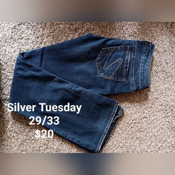 Silver Tuesday 29/33 - Picture 1 of 1